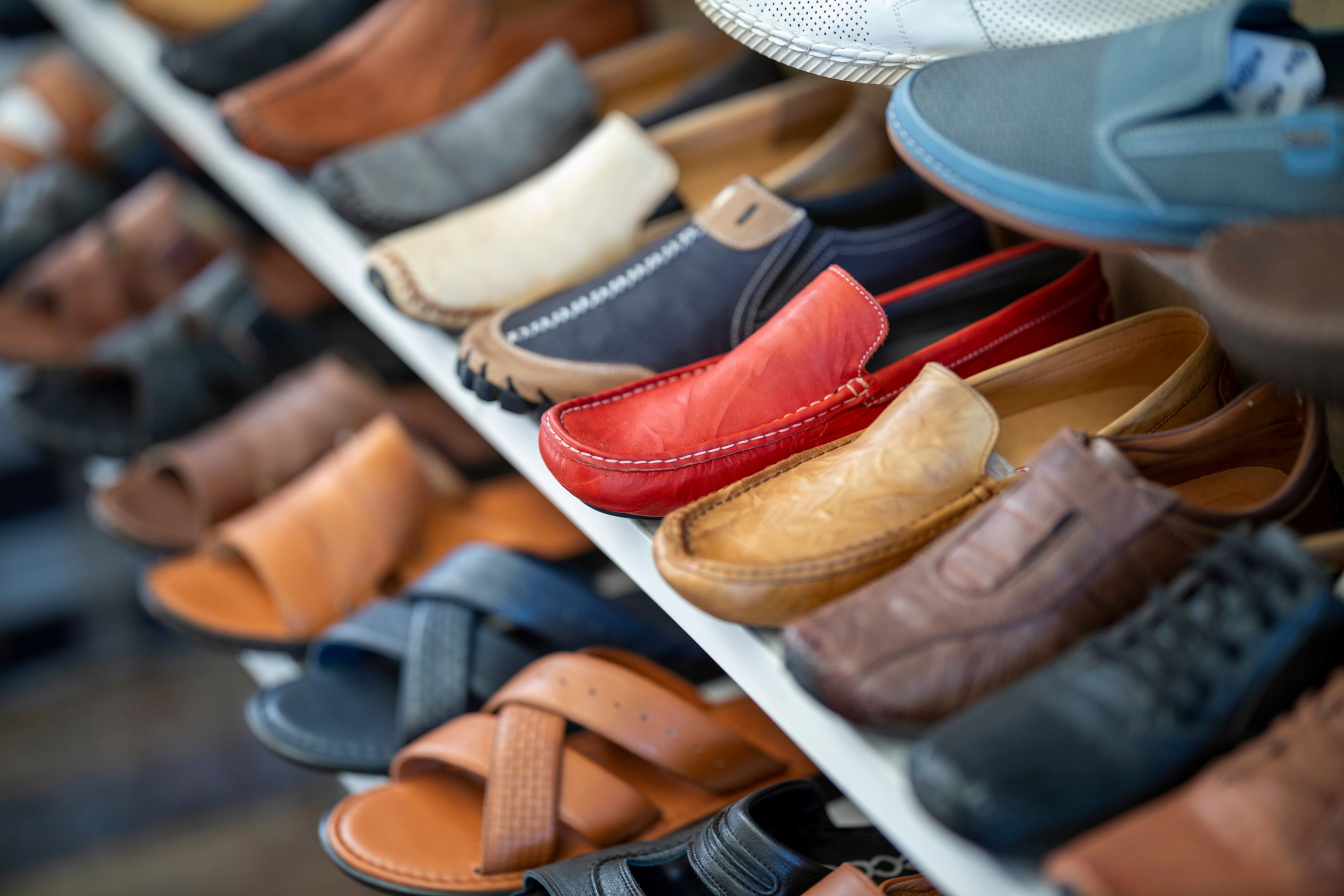 Men's shoes